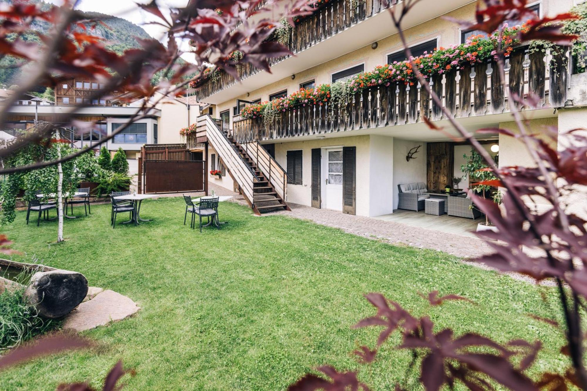 Hotel Schoenwies Trodena Exteriér fotografie