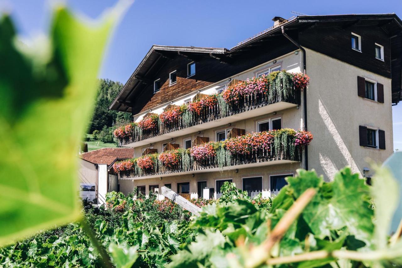 Hotel Schoenwies Trodena Exteriér fotografie